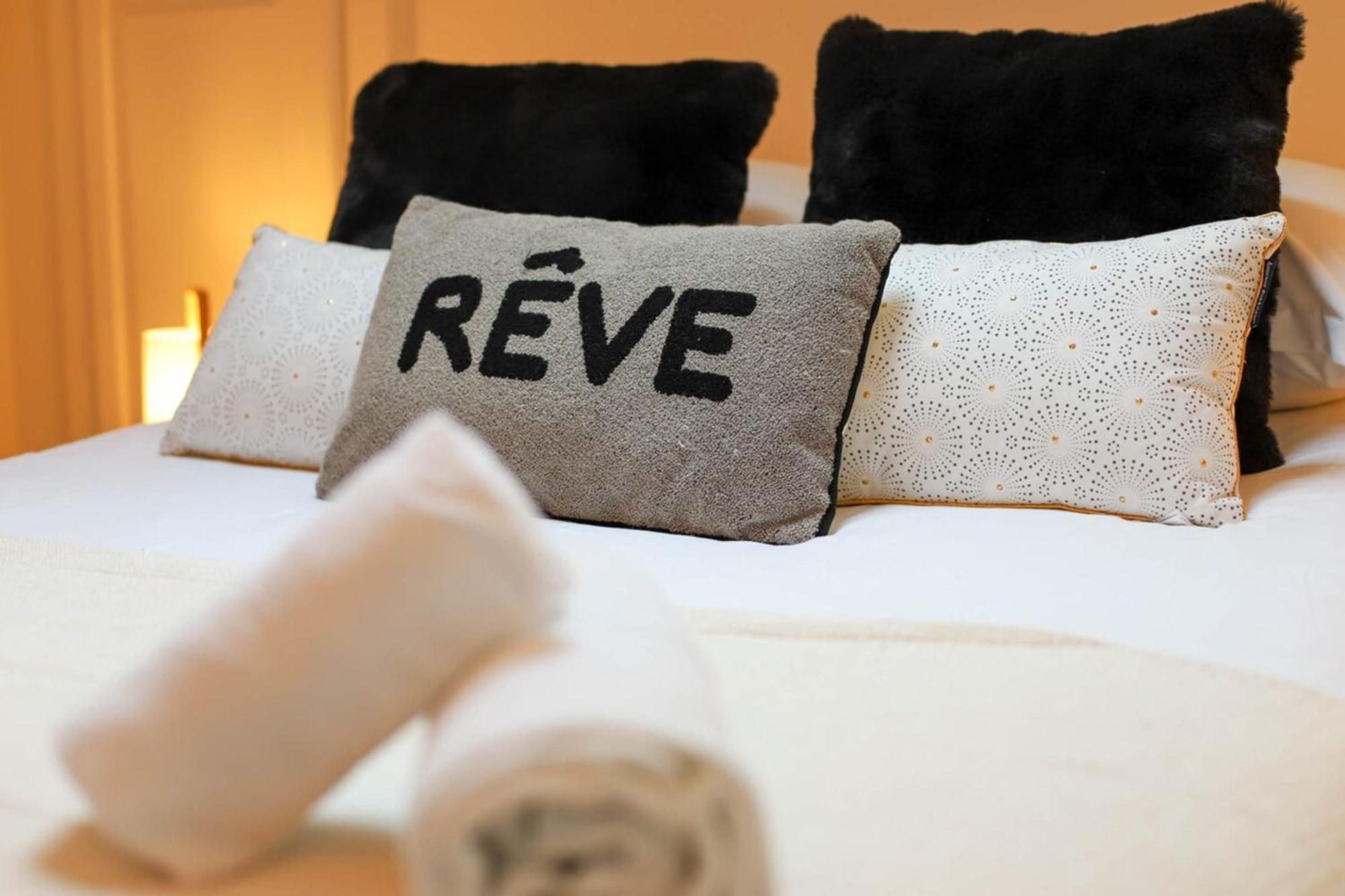 Chez Maminou - 8 Couchages Parking Proche Centre Apartment Annecy Luaran gambar